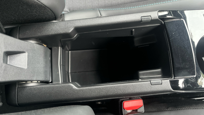 Peugeot 2008 1.2 PureTech 130 Allure Premium+ 5dr Petrol Estate